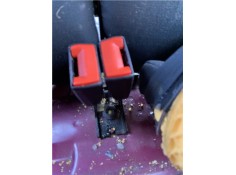 Recambio de anclaje cinturon trasero derecho para ford fiesta vi 1.6 tdci referencia OEM IAM 1515262  
