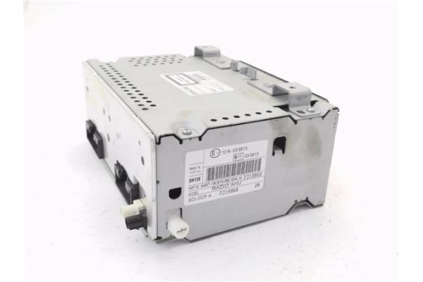 Recambio de autoradio para ford fiesta vi 1.6 tdci referencia OEM IAM E1110R035513 AA6T18C815RB 