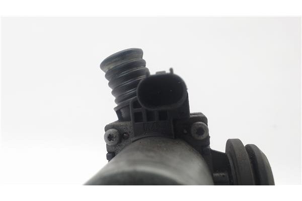 Recambio de termostato para bmw serie 3 berlina (e46) 2.0 320d referencia OEM IAM 64118369807  