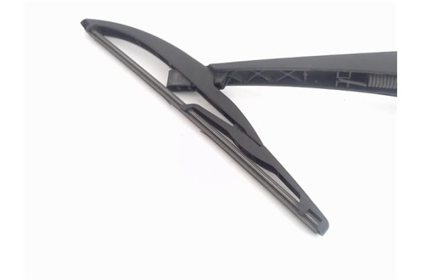 Recambio de brazo limpiaparabrisas trasero para renault megane ii ranchera familiar (km0/1_) 1.9 dci referencia OEM IAM 77010568