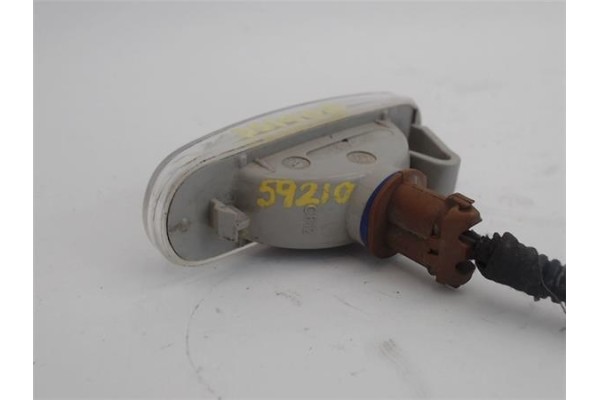 Recambio de piloto intermitente lat. delantero derecho para fiat punto / grande punto (199) 1.2 referencia OEM IAM 51717793  