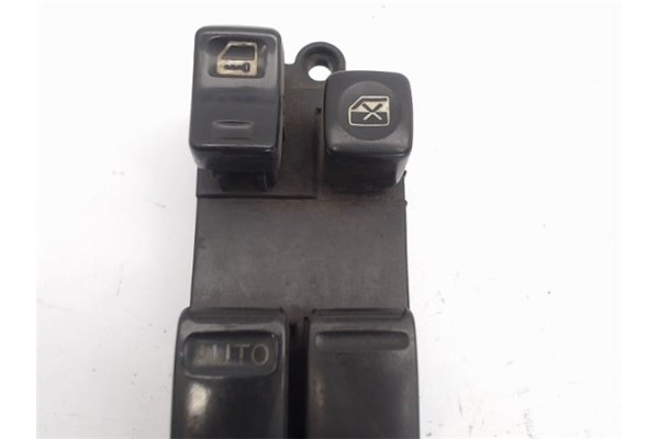 Recambio de mando elevalunas delantero izquierdo para nissan almera tino (v10m) referencia OEM IAM   