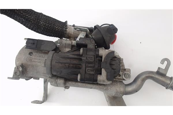 Recambio de egr para ford fiesta vi 1.6 tdci referencia OEM IAM 5056390200  