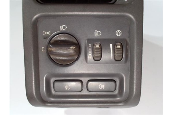 Recambio de mando de luces para volvo v40 familiar 1.9 td referencia OEM IAM 30613945  