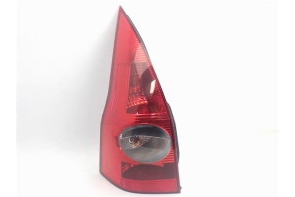 Recambio de piloto trasero izquierdo para renault megane ii ranchera familiar (km0/1_) 1.9 dci referencia OEM IAM 8200142684  82