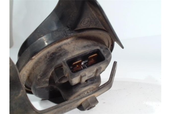 Recambio de bocina para volkswagen golf iv berlina (1j1) 1.9 tdi referencia OEM IAM 0092018 TR99 