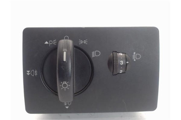 Recambio de mando de luces para ford focus berlina (cap) referencia OEM IAM 4M5T13A024LA 04059715 