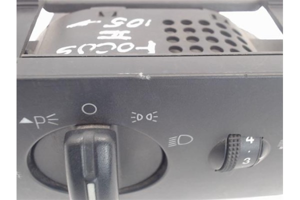 Recambio de mando de luces para ford focus berlina (cap) referencia OEM IAM 4M5T13A024LA 04059715 