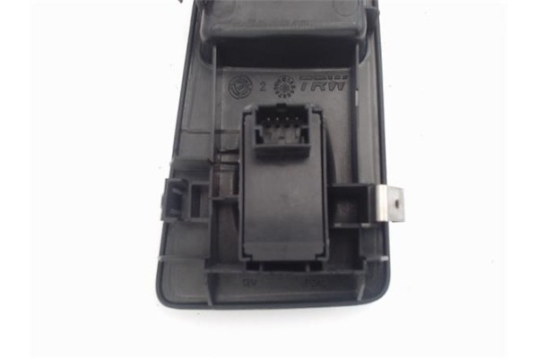 Recambio de mando elevalunas delantero derecho para fiat punto / grande punto (199) 1.2 referencia OEM IAM 735469706  