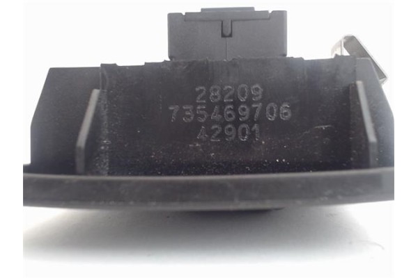 Recambio de mando elevalunas delantero derecho para fiat punto / grande punto (199) 1.2 referencia OEM IAM 735469706  