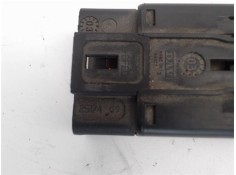 Recambio de interruptor luces emergencia para renault megane i berl./ berl. con portón (ba0) referencia OEM IAM 2517405  