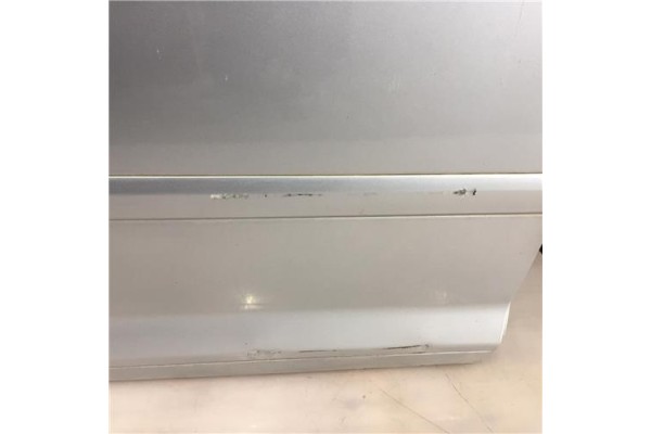 Recambio de puerta trasero derecha para audi a3 sportback (8pa) 2.0 tdi ambiente (dpf) referencia OEM IAM 8E0833052J  