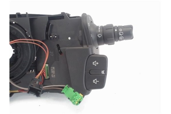 Recambio de mando intermitencia para renault clio iii 1.5 dci referencia OEM IAM   