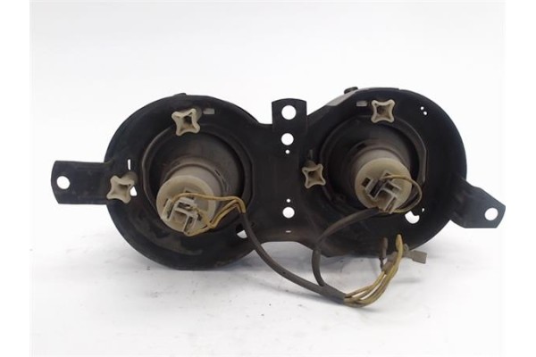 Recambio de faro delantero izquierdo para bmw serie 3 berlina (e30) referencia OEM IAM 63121370905  