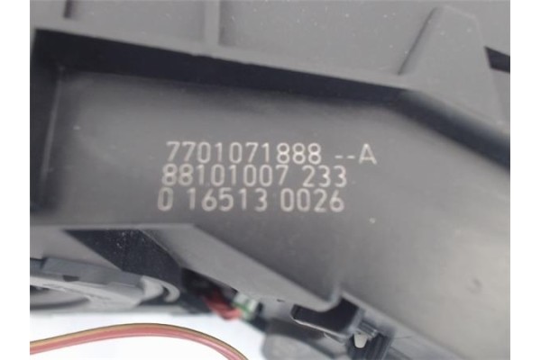 Recambio de mando intermitencia para renault clio iii 1.5 dci referencia OEM IAM   