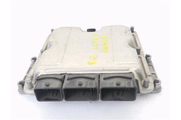 Recambio de centralita para opel vivaro 1.9 dti referencia OEM IAM 8200051608 0281010632 