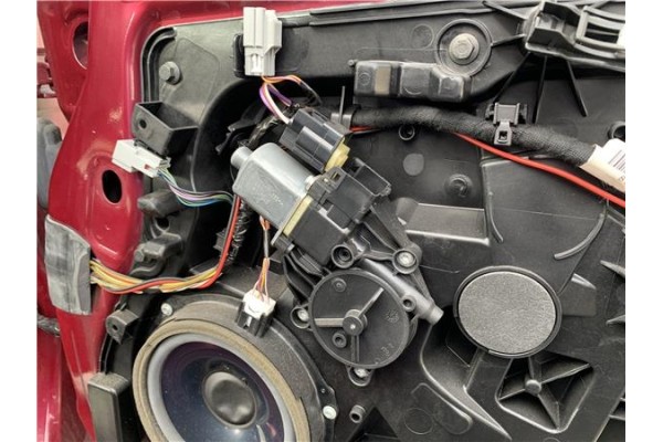 Recambio de puerta delantero derecha para ford fiesta vi 1.6 tdci referencia OEM IAM 1691841  