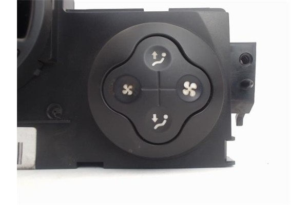 Recambio de mandos climatizador para renault megane ii ranchera familiar (km0/1_) 1.9 dci referencia OEM IAM 8200344840  