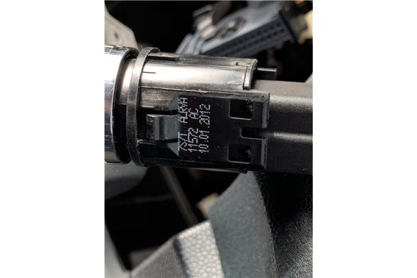 Recambio de conmutador de arranque/encendido para ford fiesta vi 1.6 tdci referencia OEM IAM 1838816  