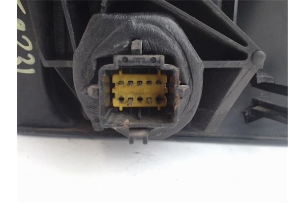 Recambio de retrovisor electrico derecho para renault megane ii ranchera familiar (km0/1_) 1.9 dci referencia OEM IAM 7701068375