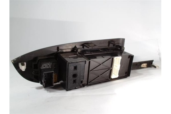 Recambio de mando elevalunas para honda accord berlina (cl/cn) 2.2i ctdi sport referencia OEM IAM C8HHA4GF52  
