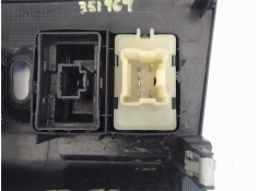 Recambio de embellecedor consola central para dacia sandero i 1.2 16v referencia OEM IAM 1205610x  