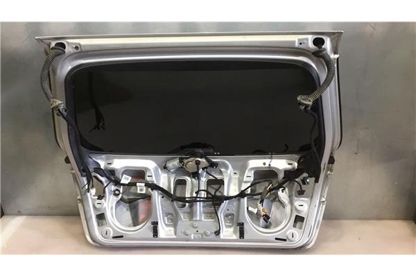 Recambio de porton trasero para audi a3 sportback (8pa) 2.0 tdi ambiente (dpf) referencia OEM IAM 8E9827023P  