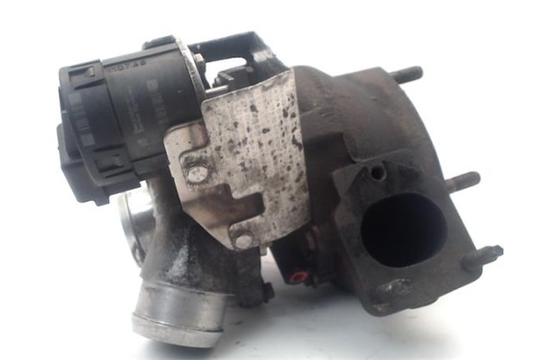 Recambio de turbo para land rover discovery 2.7 td referencia OEM IAM LR003356  