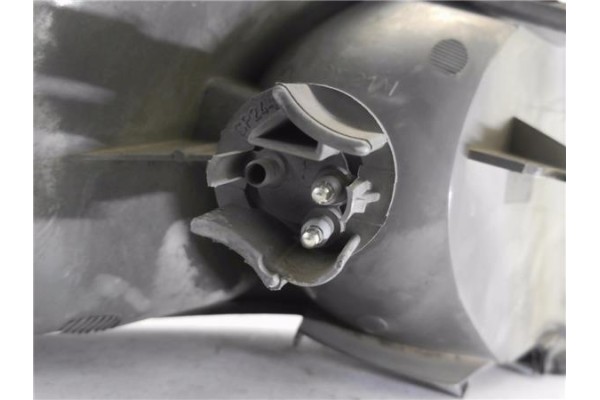 Recambio de intermitente delantero izquierdo para saab 9-3 berlina 2.0 aero turbo referencia OEM IAM 88205904  