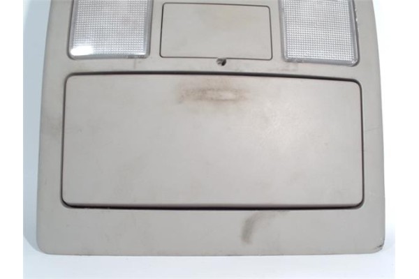 Recambio de luz delantero central techo para toyota prius (zvw30) híbrido eco referencia OEM IAM 1D111142G  