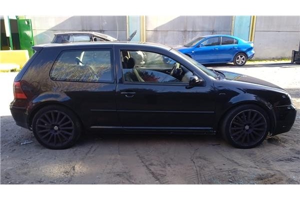 volkswagen golf iv berlina (1j1) del año 2000