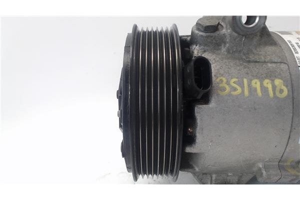 Recambio de compresor aire acond. para renault megane ii ranchera familiar (km0/1_) 1.9 dci referencia OEM IAM 8200309193  77111