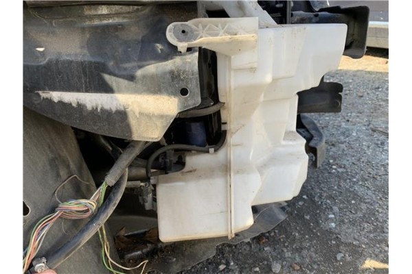 Recambio de deposito limpiaparabrisas para peugeot 407 coupé 2.0 hdi referencia OEM IAM 6431000000  