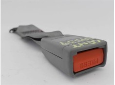 Recambio de anclaje cinturon trasero central para kia sorento (bl) 2.5 crdi referencia OEM IAM 898403E200CY  