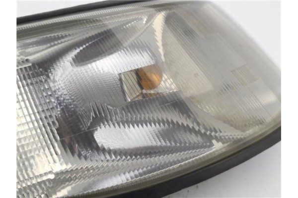 Recambio de intermitente delantero dcho para saab 9-3 berlina 2.0 aero turbo referencia OEM IAM 88205903  