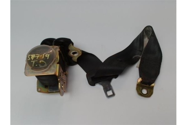 Recambio de cinturon seguridad trasero derecho para toyota corolla (e11) 1.6 16v (zze112_) referencia OEM IAM   