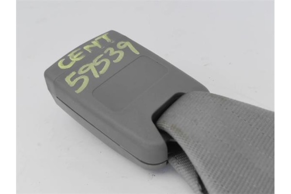 Recambio de anclaje cinturon trasero central para kia sorento (bl) 2.5 crdi referencia OEM IAM 898403E200CY  