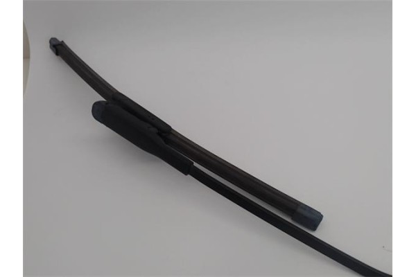 Recambio de brazo limpiaparabrisas delantero derecho para fiat punto / grande punto (199) 1.2 referencia OEM IAM 51701423  
