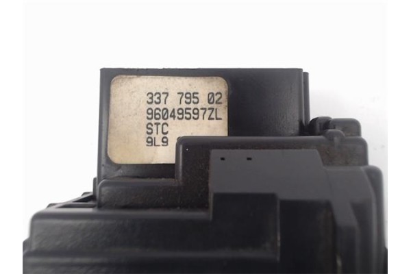 Recambio de mando limpiaparabrisas para citroen saxo referencia OEM IAM 96049597ZL 33779502 6239G6 , CITROËN