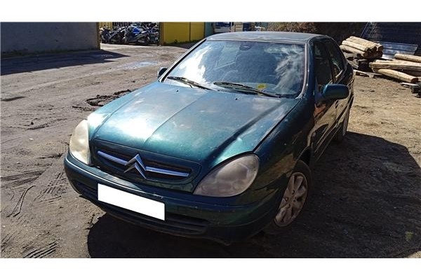 citroen xsara berlina del año 2000