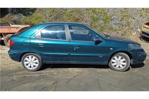 citroen xsara berlina del año 2000