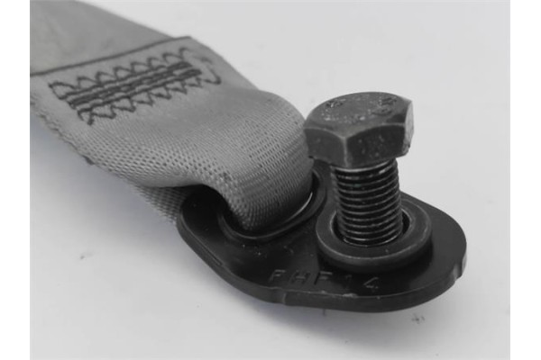 Recambio de anclaje cinturon trasero derecho para kia sorento (bl) 2.5 crdi referencia OEM IAM 898203E000CY  