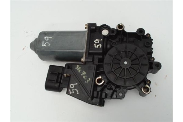 Recambio de anclaje cinturon trasero derecho para kia sorento (bl) 2.5 crdi referencia OEM IAM 898203E000CY  