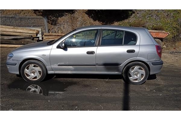 nissan almera (n16/e) del año 2001