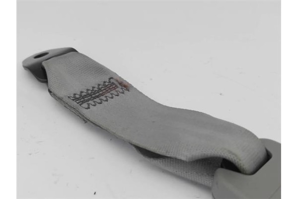 Recambio de anclaje cinturon trasero izquierdo para kia sorento (bl) 2.5 crdi referencia OEM IAM 898103E000CY  