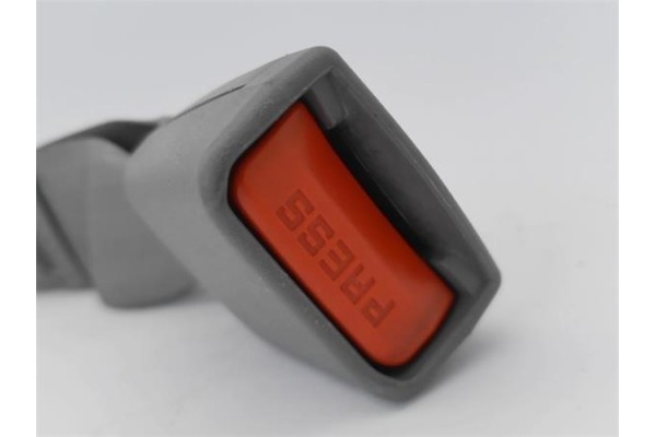 Recambio de anclaje cinturon trasero izquierdo para kia sorento (bl) 2.5 crdi referencia OEM IAM 898103E000CY  