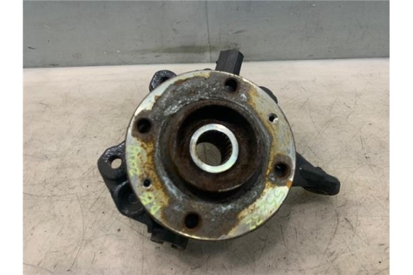 Recambio de mangueta delantero izquierda para peugeot 2008 1.6 allure referencia OEM IAM   