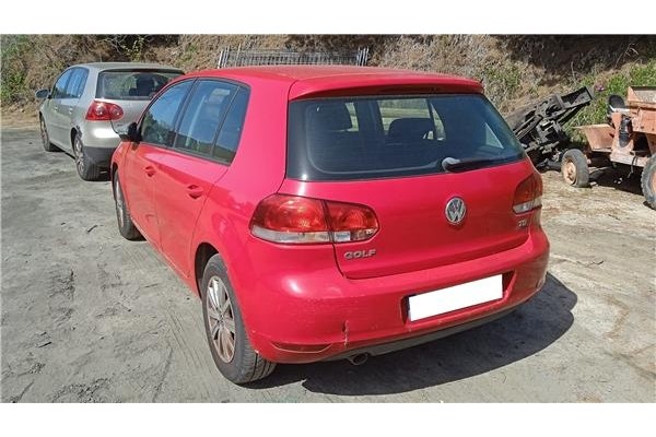 volkswagen golf vi (5k1) del año 2010