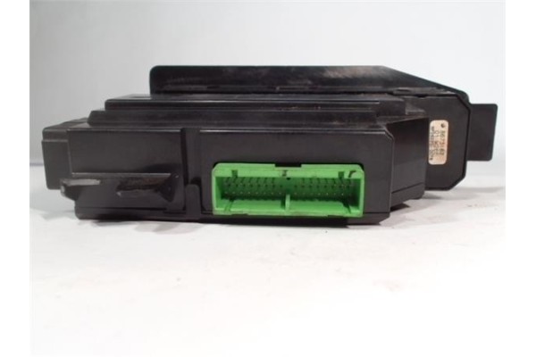 Recambio de mando elevalunas para volvo s60 berlina 2.4 d5 kinetic (136kw) referencia OEM IAM 8673187 MP262200078 