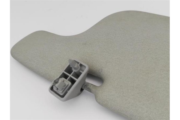 Recambio de parasol izquierdo para toyota yaris (ncp1/nlp1/scp1) 1.4 d-4d referencia OEM IAM 743200D031B0  